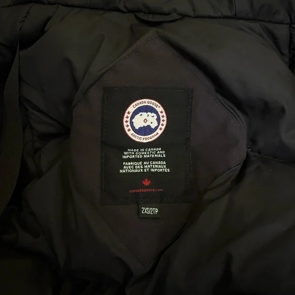Canada Goose Black Quilted Jacket - Picture 6 of 12